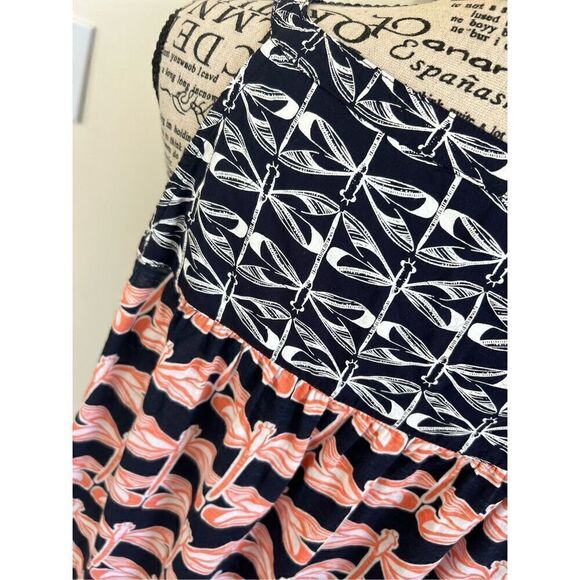 Crown & Ivy Sleeveless Dragonfly Blouse - Picture 3 of 7